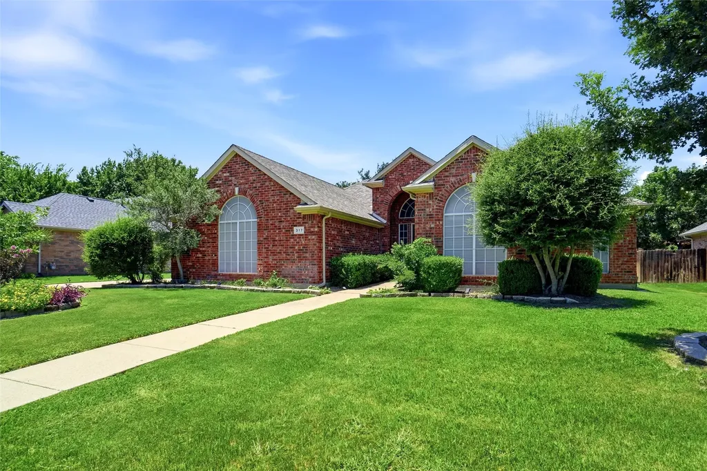 317 Cherokee Trail Argyle TX 76226
