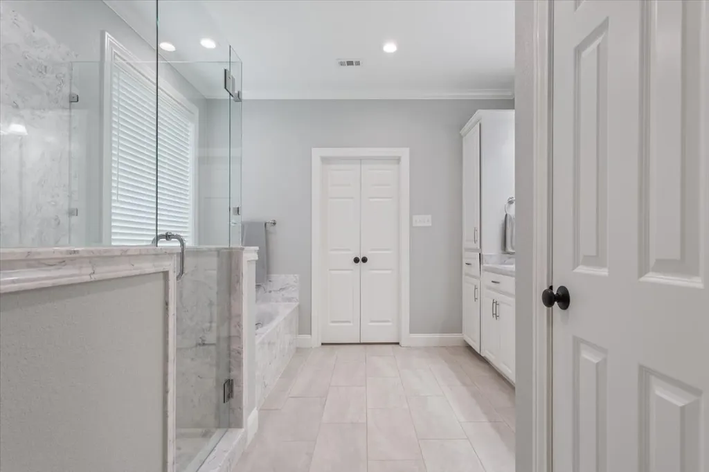 205 Fox Run Lane Robinson TX 76706