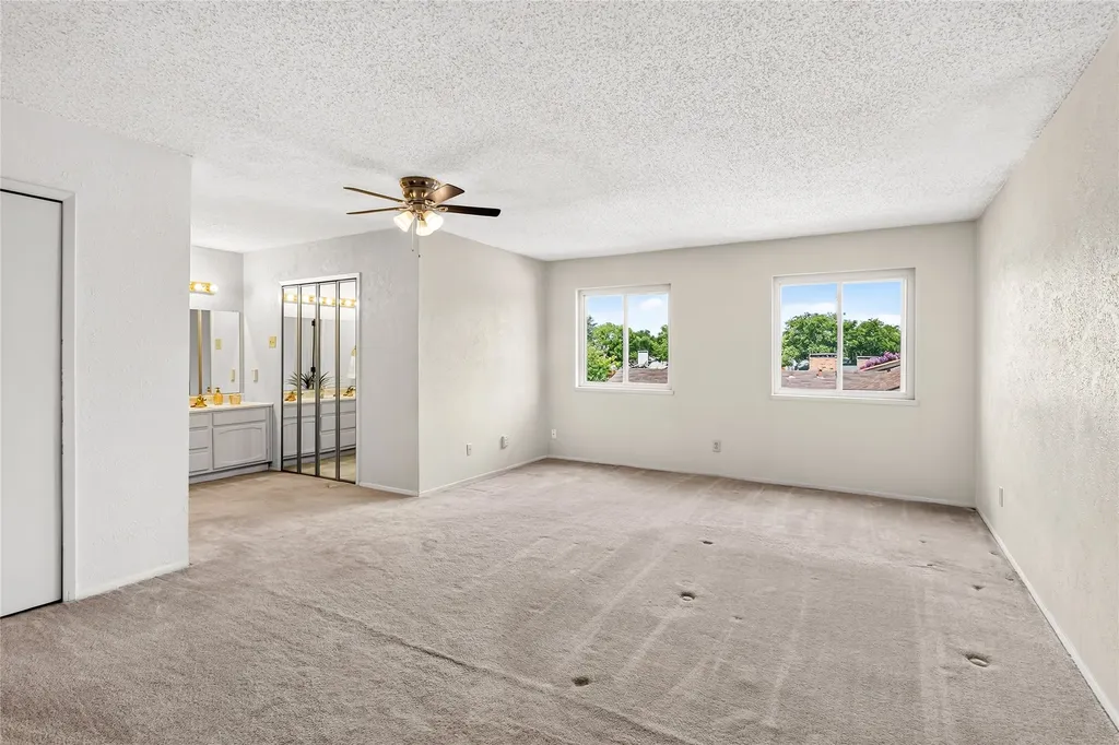 3302 Ivanhoe Lane Garland TX 75044