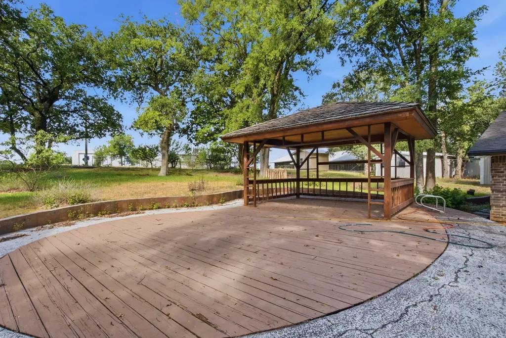 875 Fm 913 Stephenville TX 76401