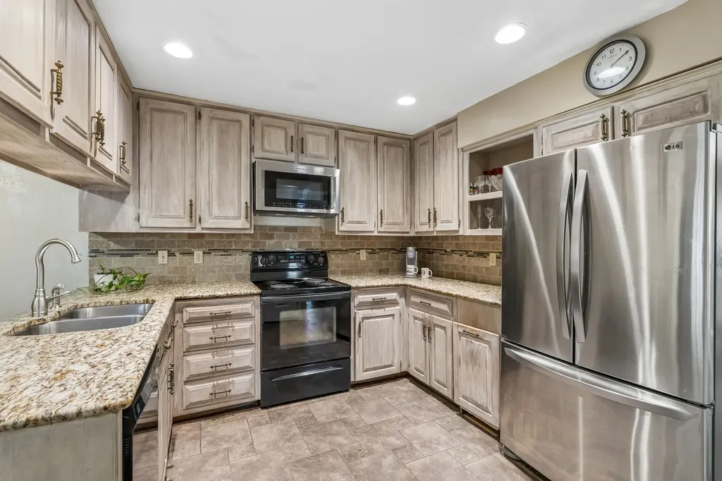3101 Becky Court Garland TX 75044