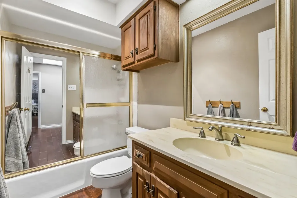 3101 Becky Court Garland TX 75044
