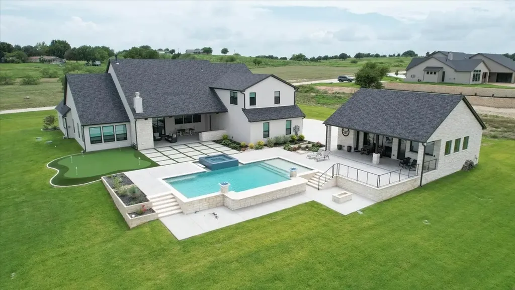 4005 Charleston Peak Aledo TX 76008