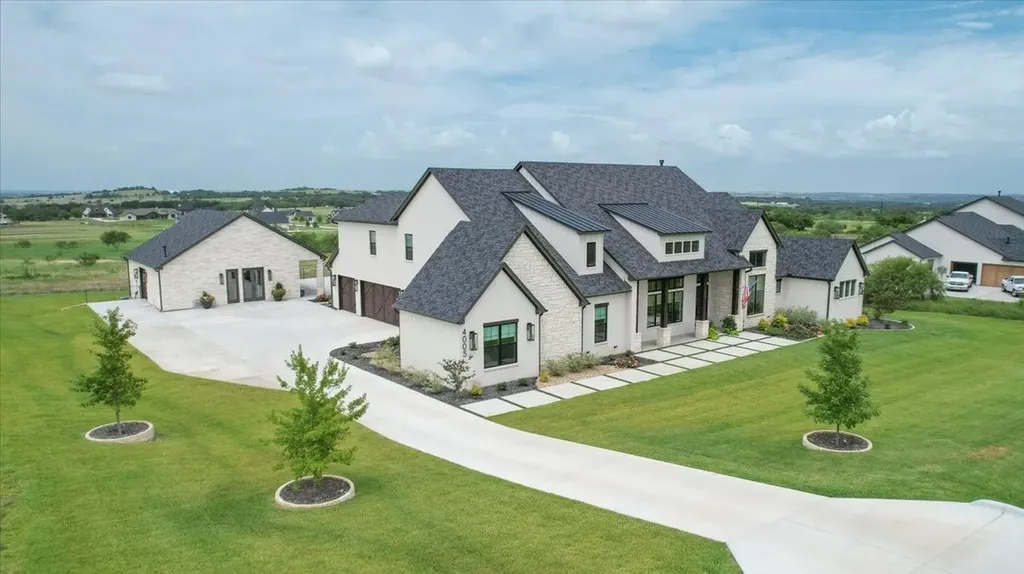 4005 Charleston Peak Aledo TX 76008