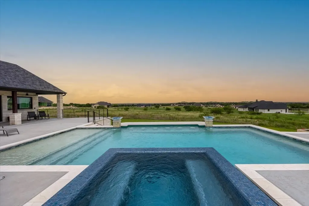 4005 Charleston Peak Aledo TX 76008