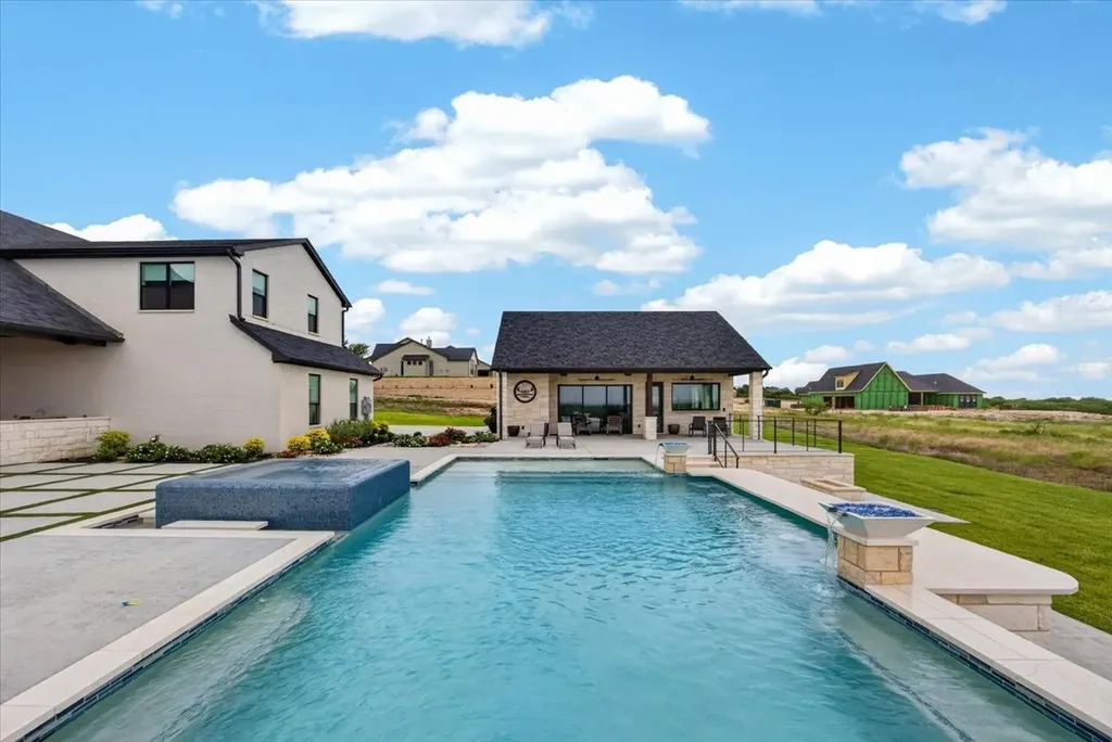 4005 Charleston Peak Aledo TX 76008