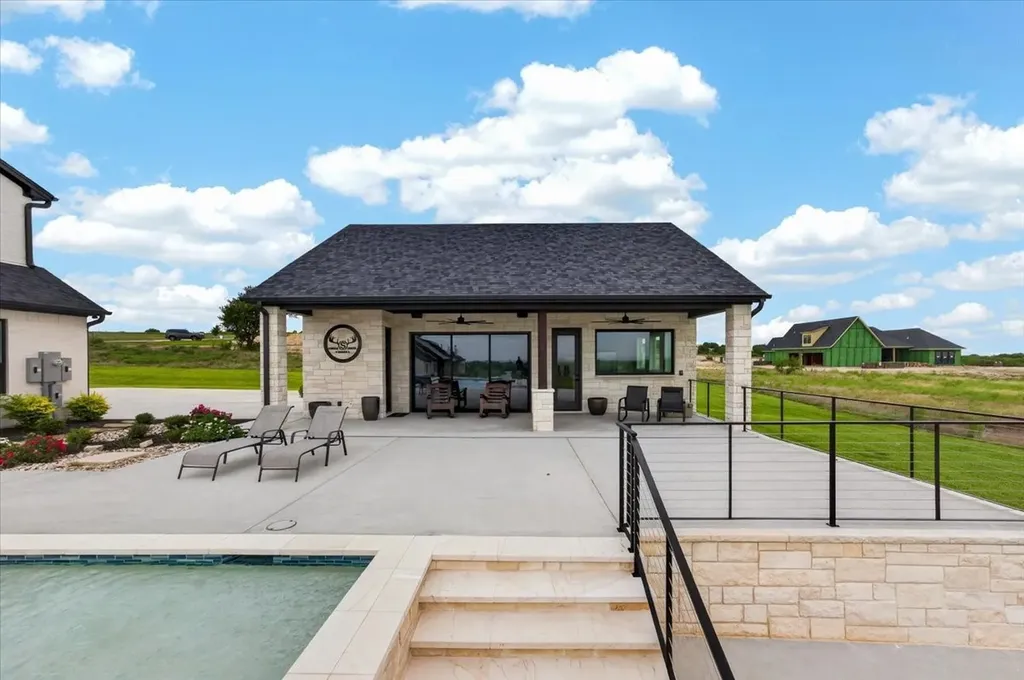 4005 Charleston Peak Aledo TX 76008