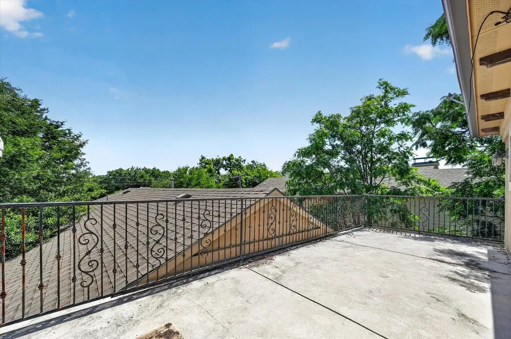 6220 Oram Street Dallas TX 75214