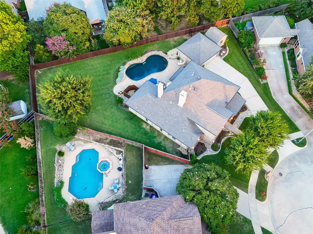 8809 Hedge Row Court North Richland Hills TX 76182