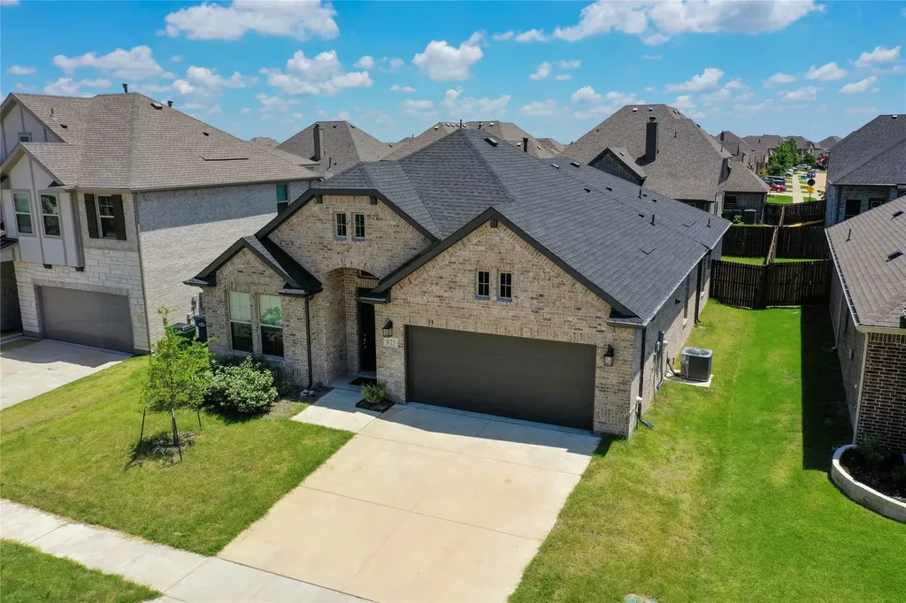 825 Allison Drive Fate TX 75087
