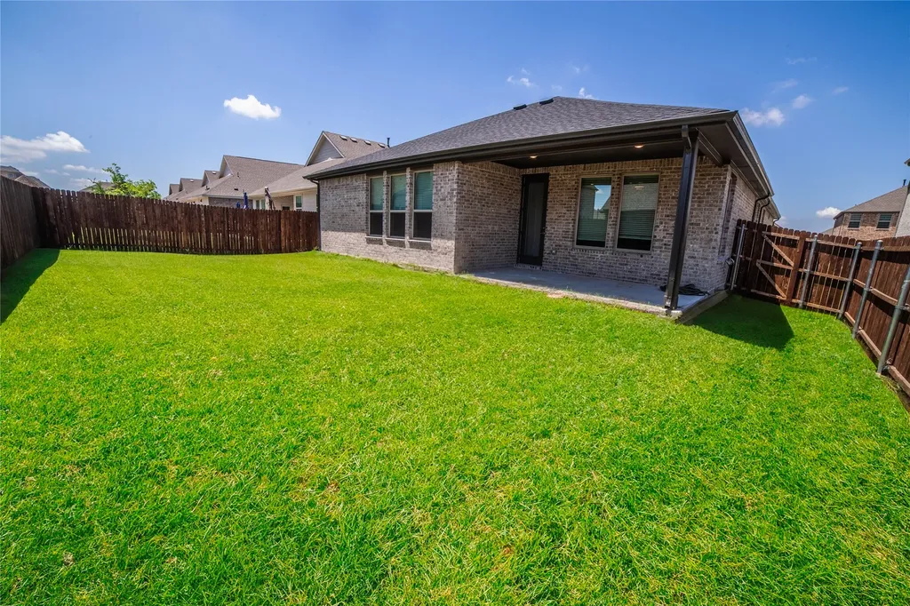 825 Allison Drive Fate TX 75087