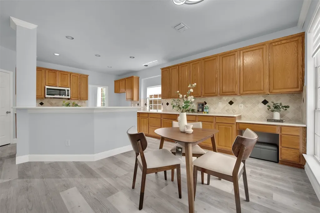 2241 Merritt Way Arlington TX 76018
