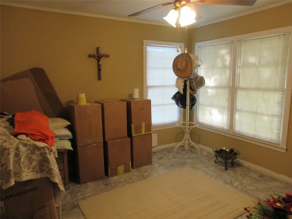 704 Wabash Street Marlin TX 76661