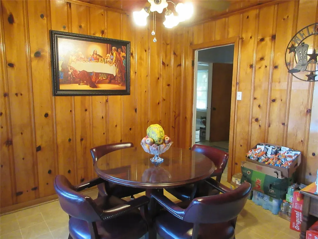 704 Wabash Street Marlin TX 76661