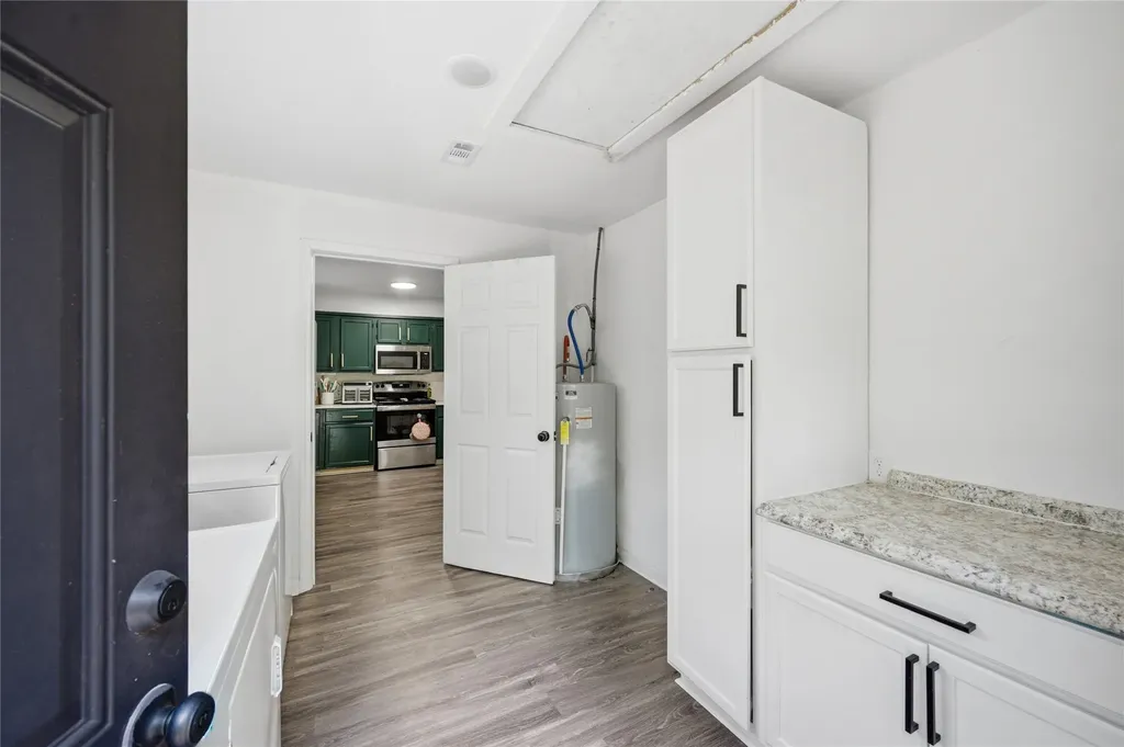 135 Mannington Drive Dallas TX 75232
