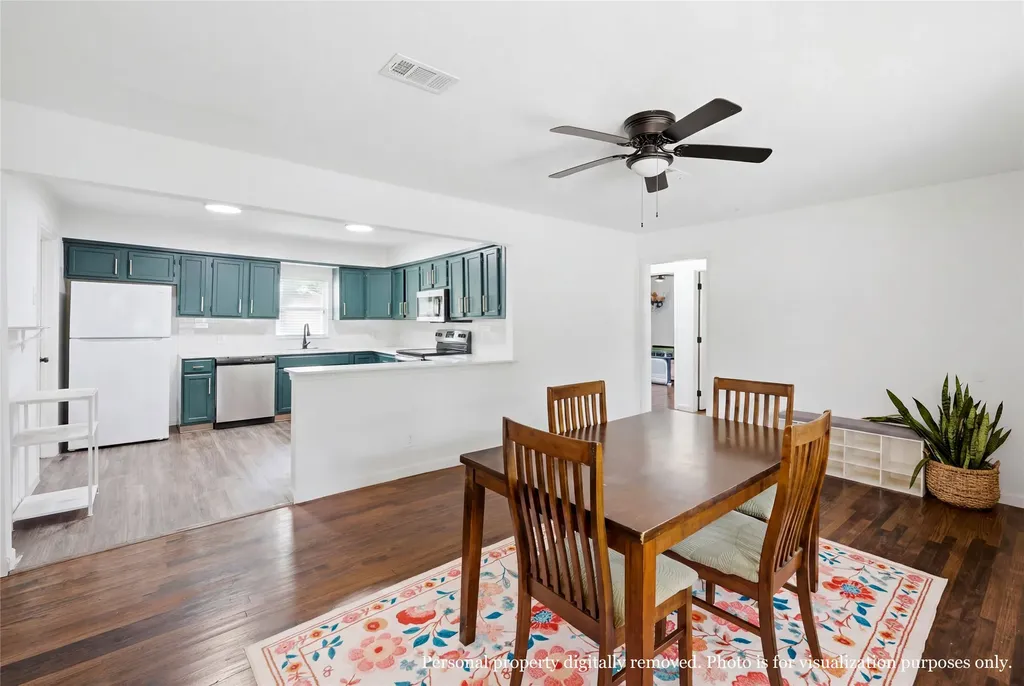 135 Mannington Drive Dallas TX 75232