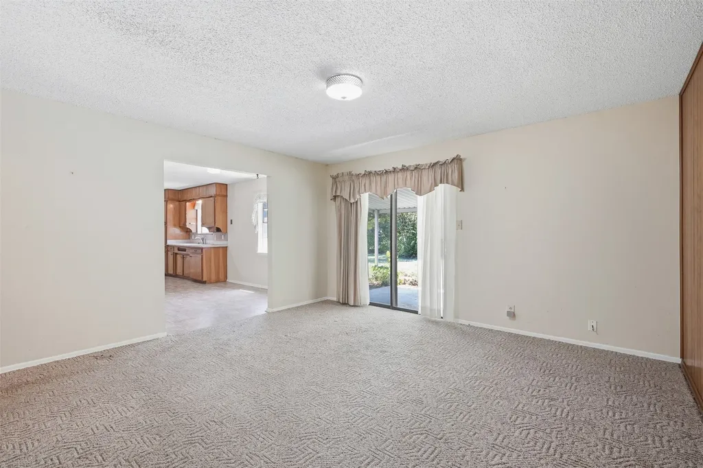 760 Comal Avenue White Settlement TX 76108