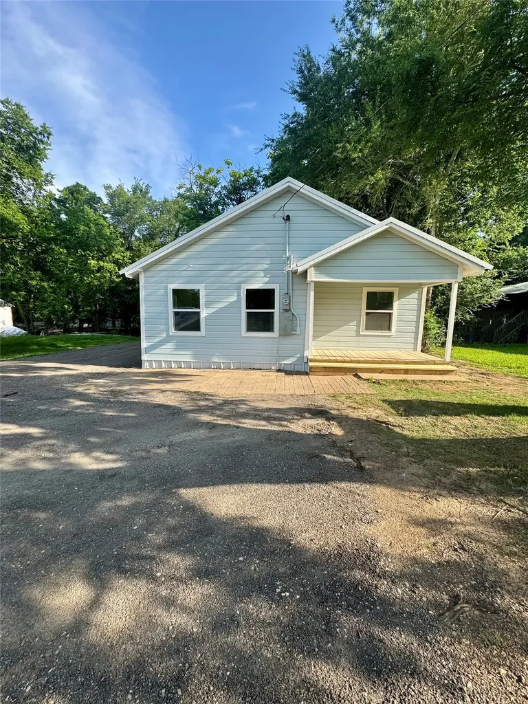 606 W Wolfe Street Grand Saline TX 75140