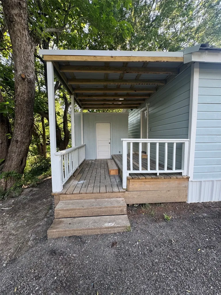 606 W Wolfe Street Grand Saline TX 75140