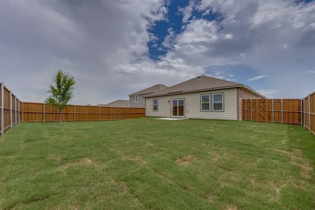 1425 Elliott Road Howe TX 75459