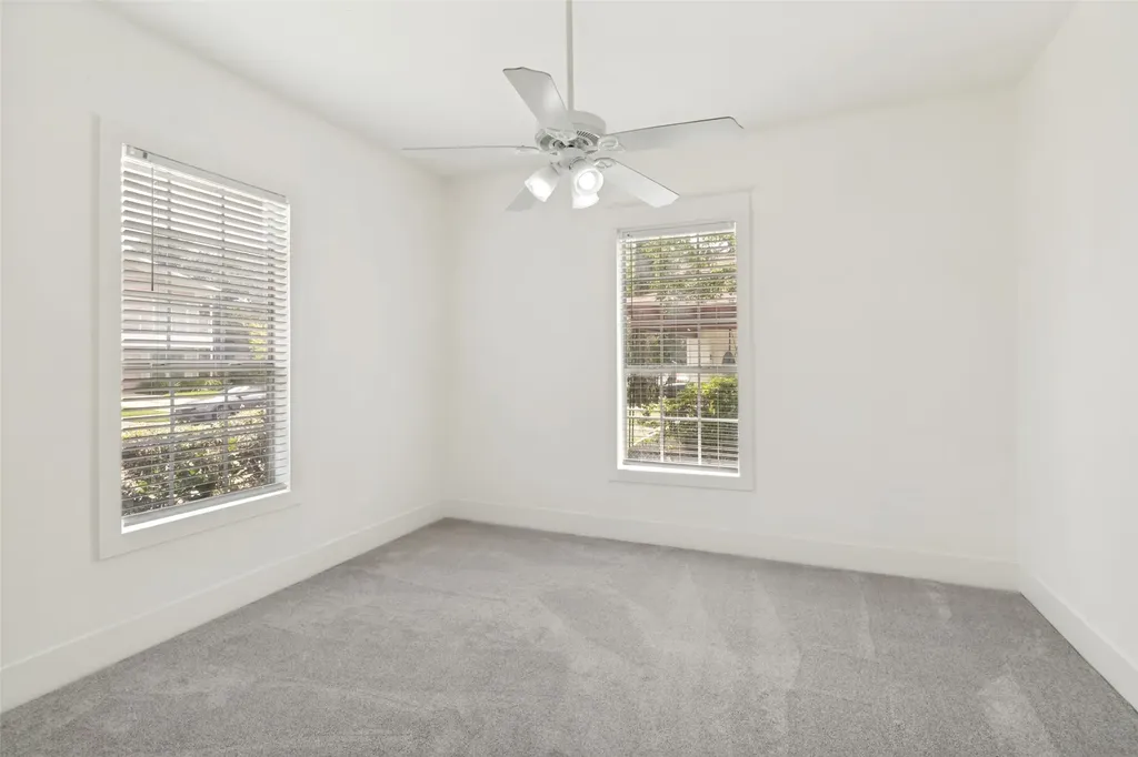 629 Melba Street Dallas TX 75208