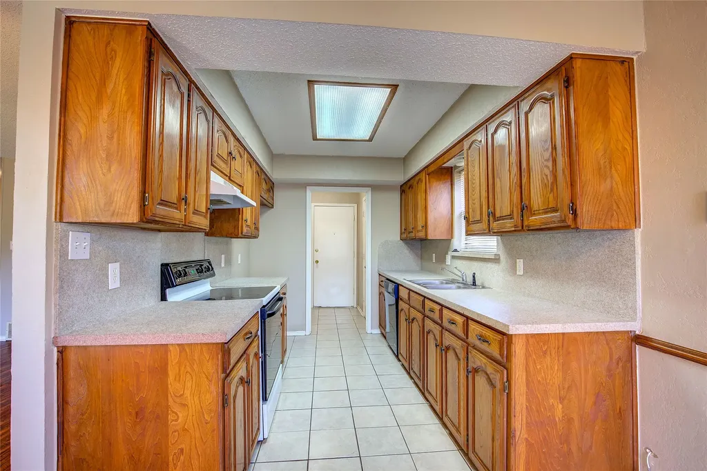 7724 Pebblebrook Drive Watauga TX 76148