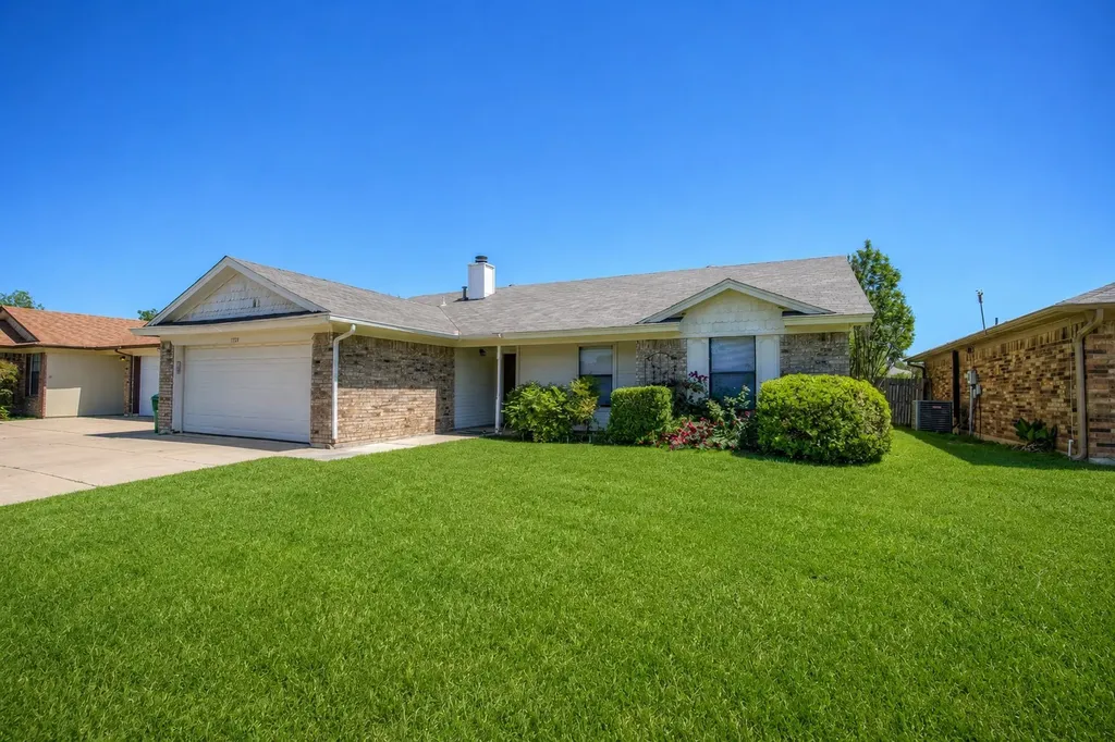 7724 Pebblebrook Drive Watauga TX 76148