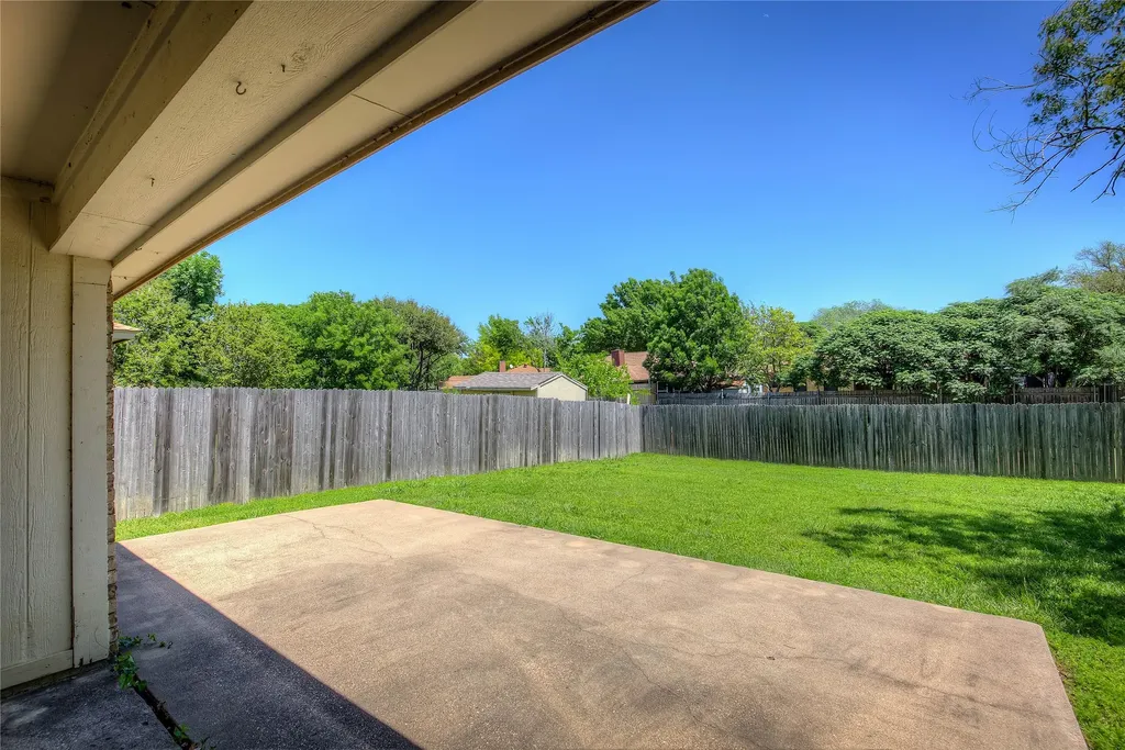 7724 Pebblebrook Drive Watauga TX 76148