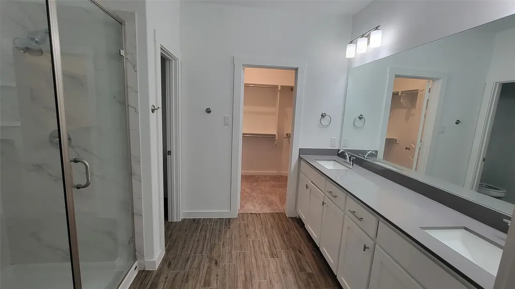 2739 Levee Lane Lewisville TX 75067