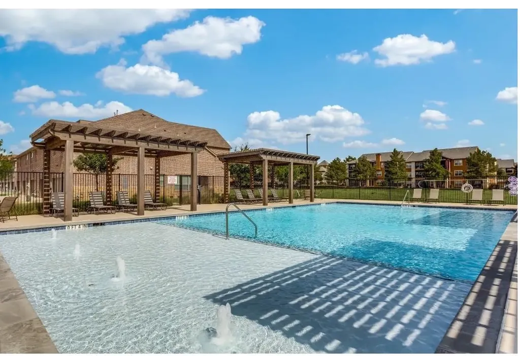 2739 Levee Lane Lewisville TX 75067