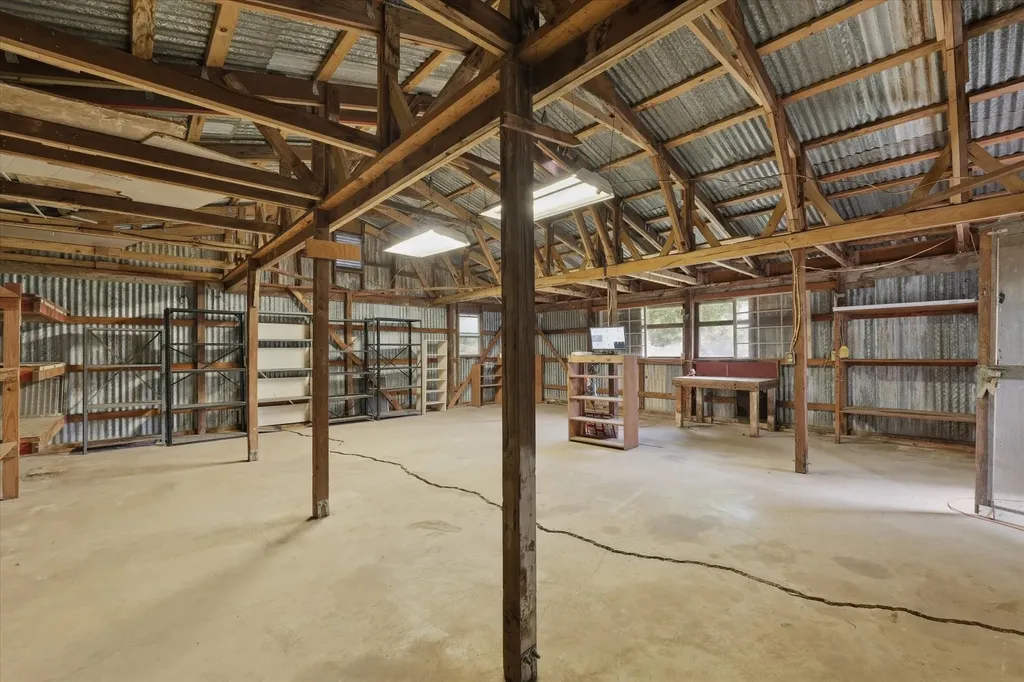 4258 Highway 164 E Groesbeck TX 76642