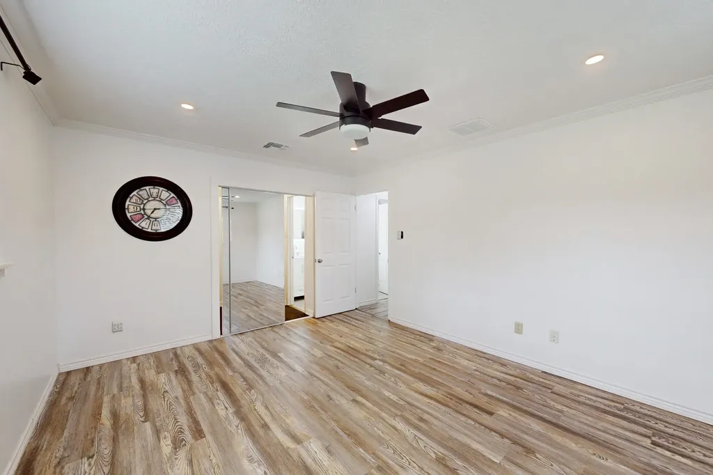 1817 Laura Lane College Station TX 77840