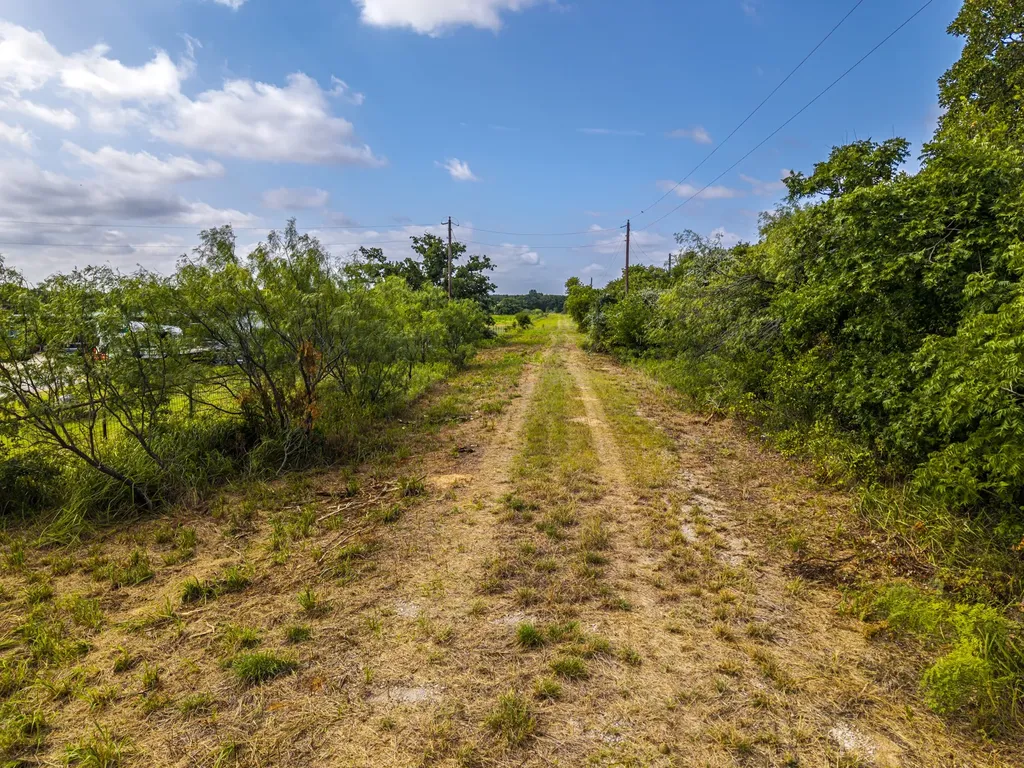 1475 County Road 3838 Bridgeport TX 76426