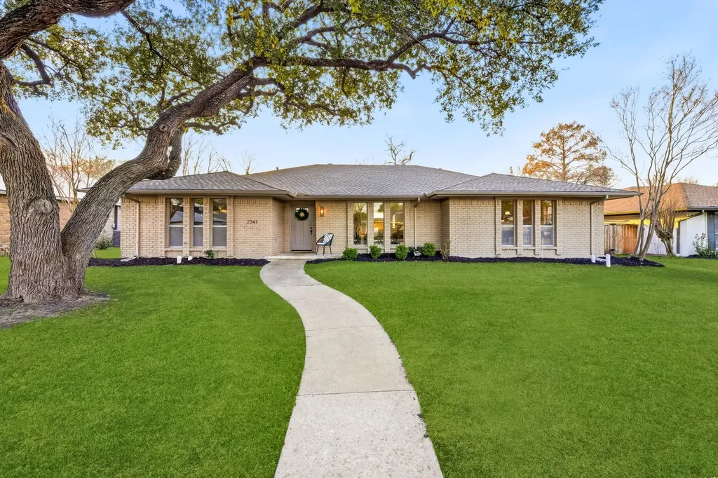 2341 Monticello Circle Plano TX 75075