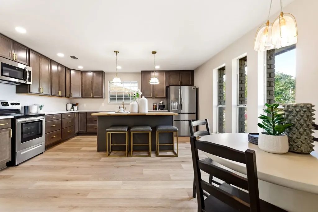 2341 Monticello Circle Plano TX 75075