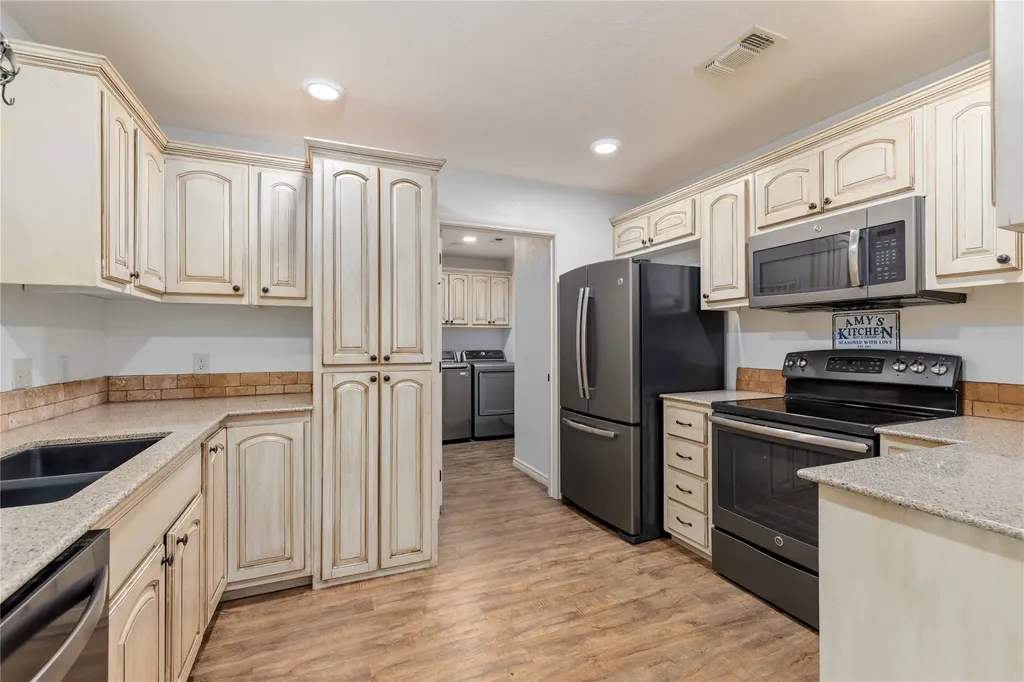 205 Briarcrest Early TX 76802