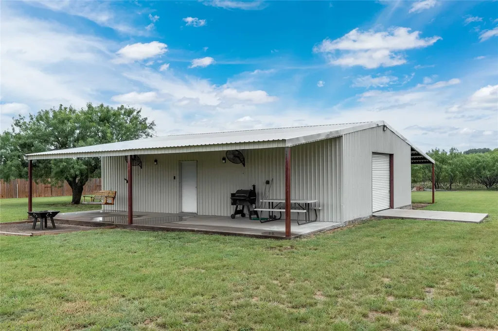 205 Briarcrest Early TX 76802