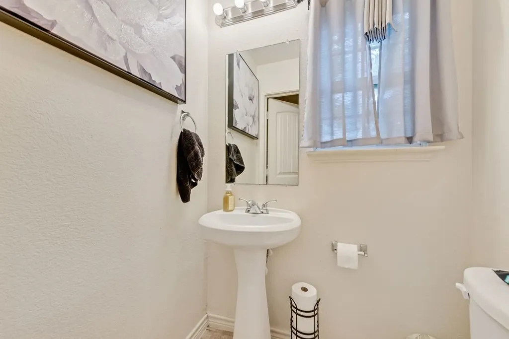 4639 Cherbourg Street Dallas TX 75216