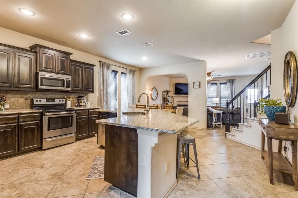 4701 Green River Drive Denton TX 76208