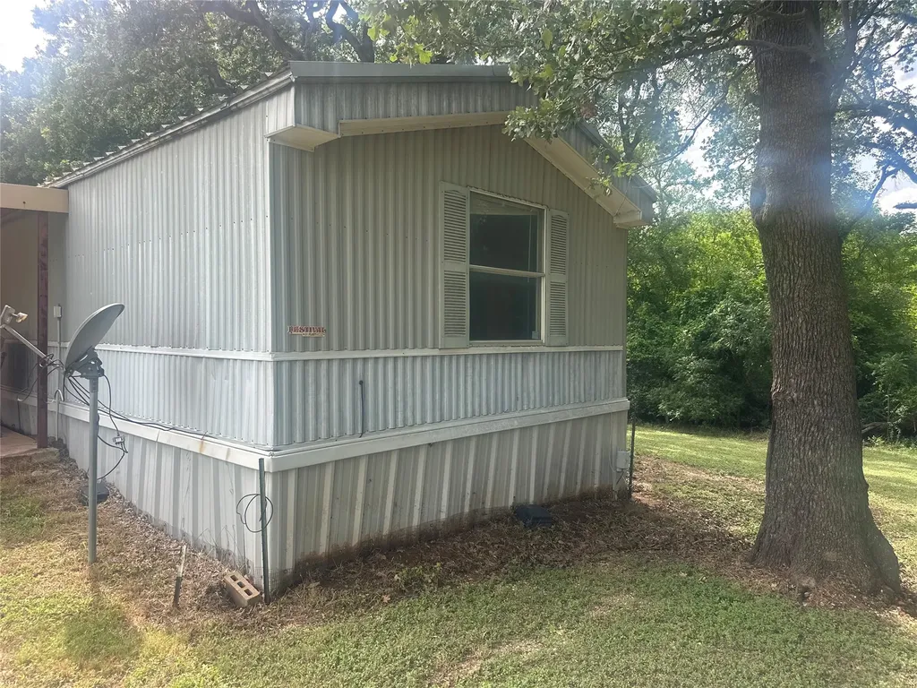 13247 Gholson Road Waco TX 76705