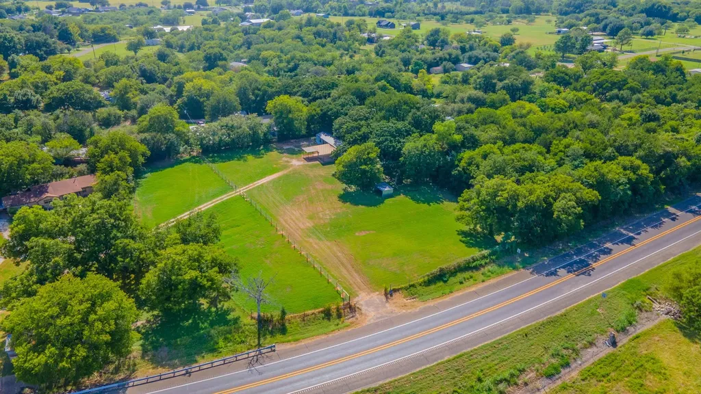 13247 Gholson Road Waco TX 76705