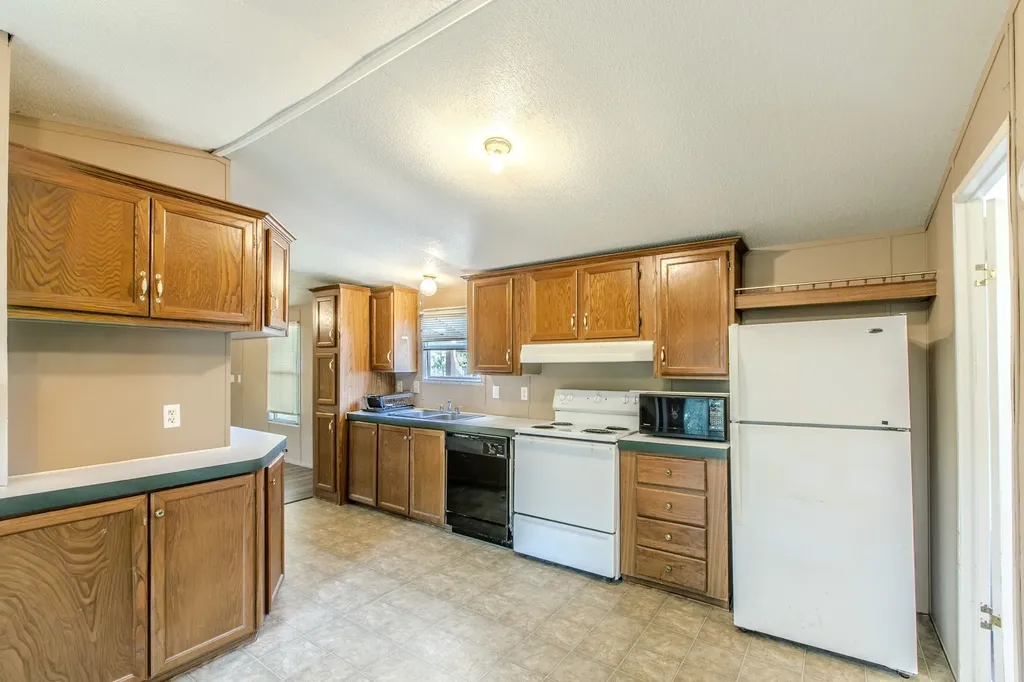 13247 Gholson Road Waco TX 76705