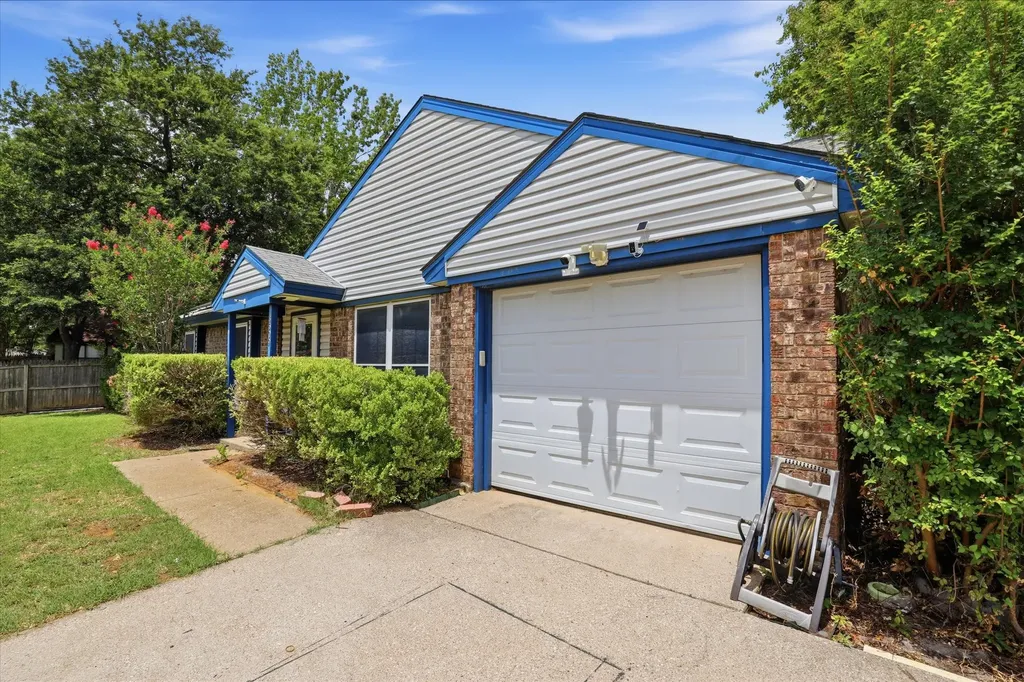 3509 Westgrove Drive Arlington TX 76001
