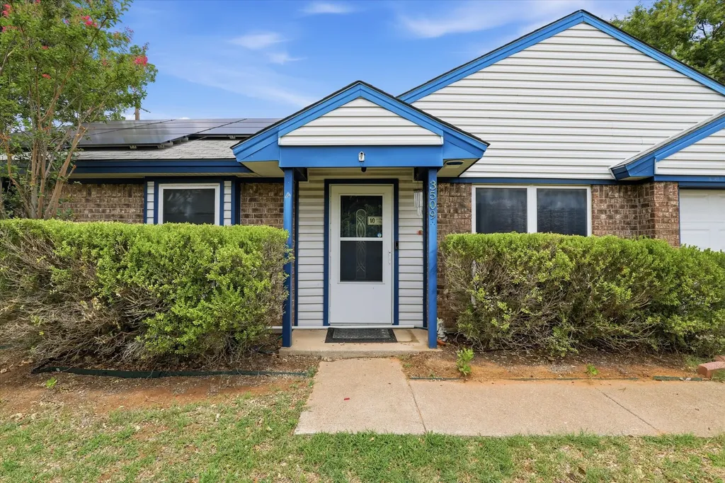 3509 Westgrove Drive Arlington TX 76001