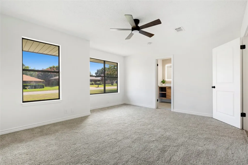 2703 Regal Drive Denison TX 75020