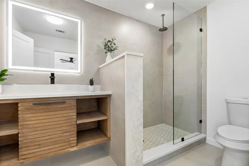 2703 Regal Drive Denison TX 75020