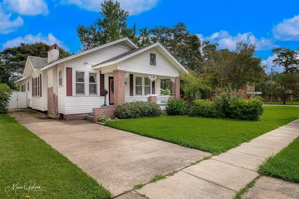 412 Forest Avenue Shreveport LA 71104