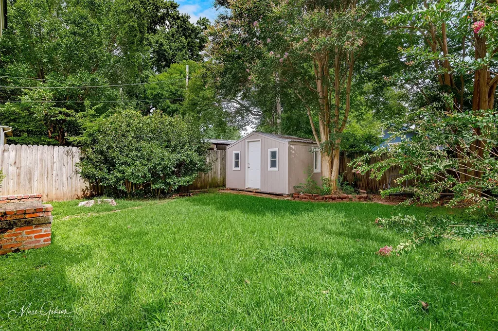 412 Forest Avenue Shreveport LA 71104
