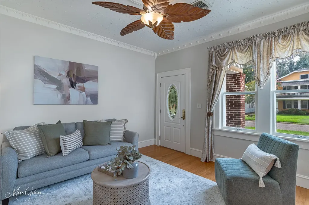 412 Forest Avenue Shreveport LA 71104