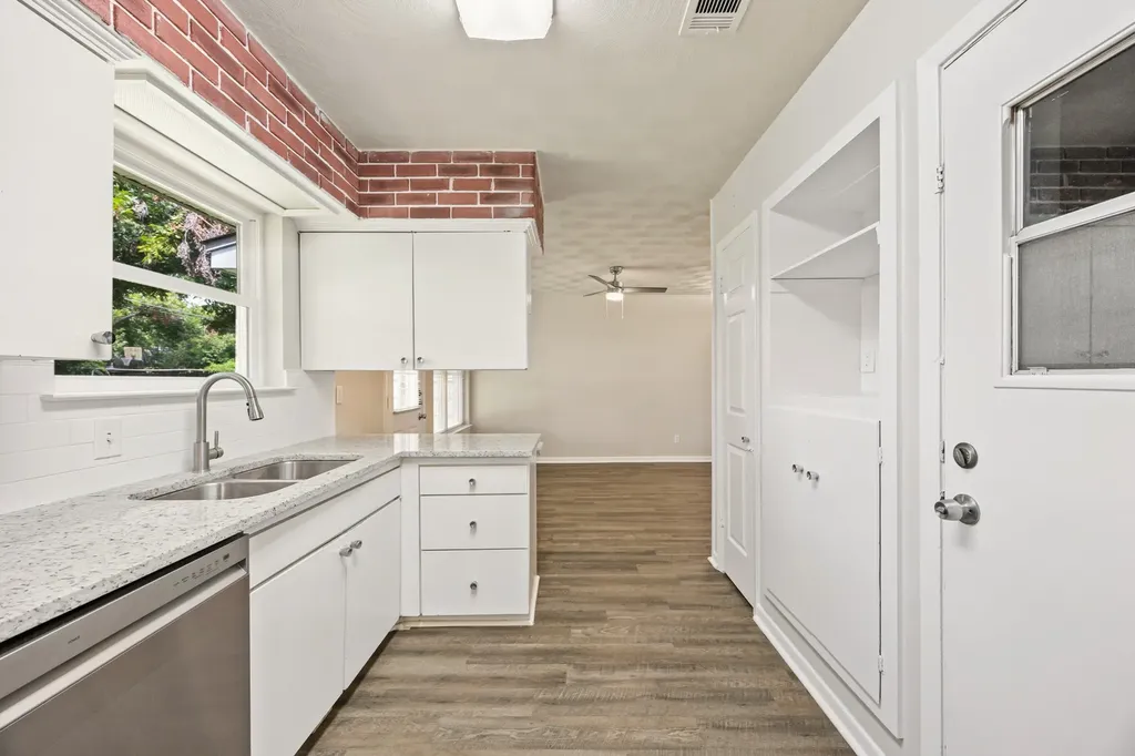 509 Fairview Drive Richardson TX 75081